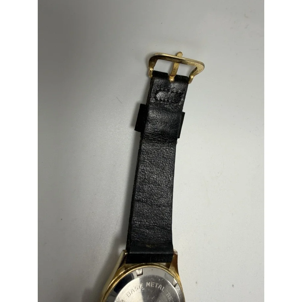 Dal-Don Produce Clermont Florida Vintag Manual Wind Works Ladies Watch 28MM 6.7